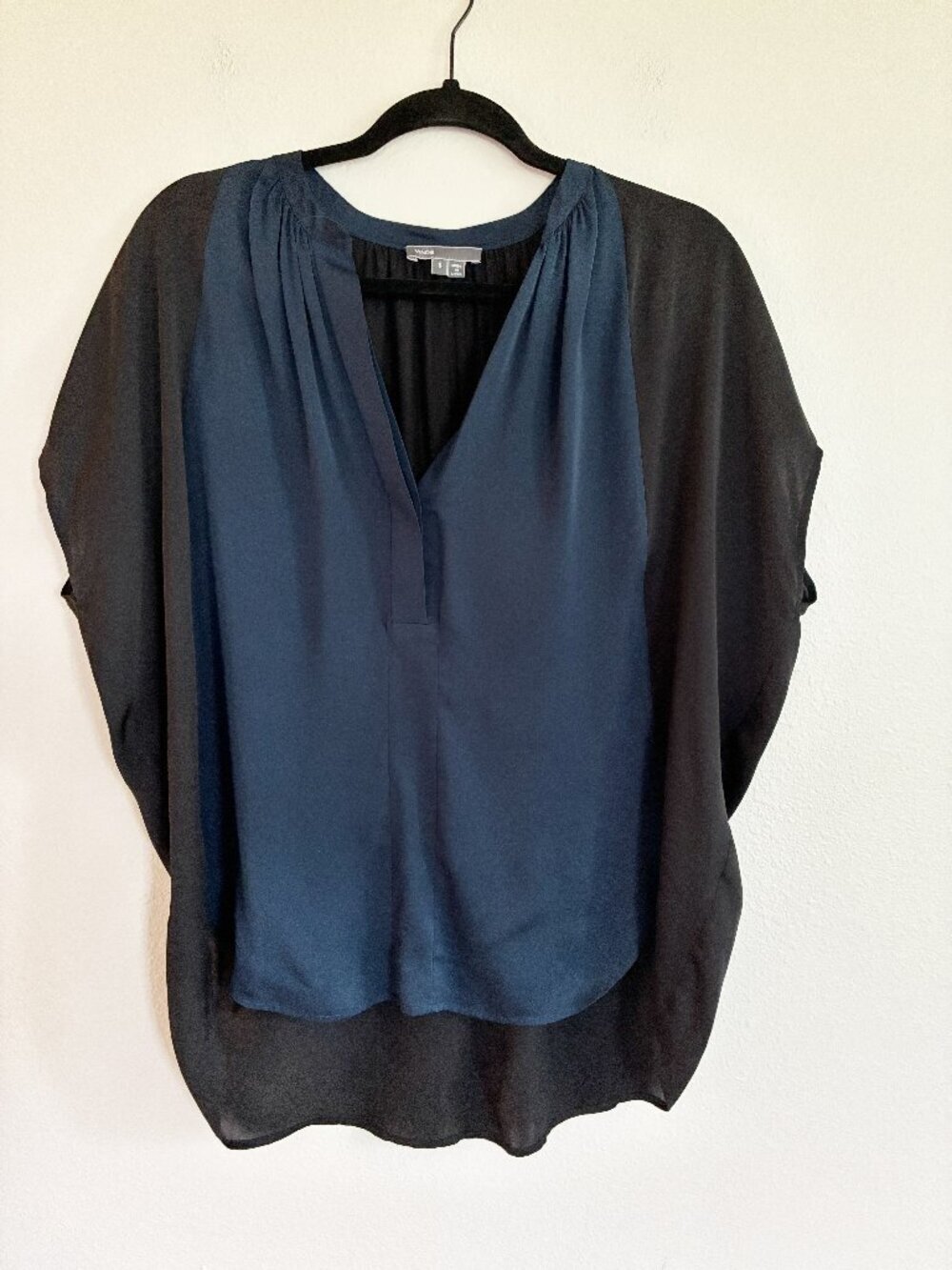 Vince Silk Shirt Colorblock Cap Sleeve Popover V-Neck